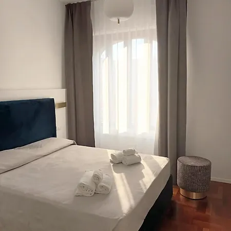 Panzió B&bari, Via Crollalanza