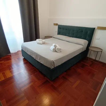 B&bari, Via Crollalanza - Le Di Aurelia Bed and Breakfast Μπάρι